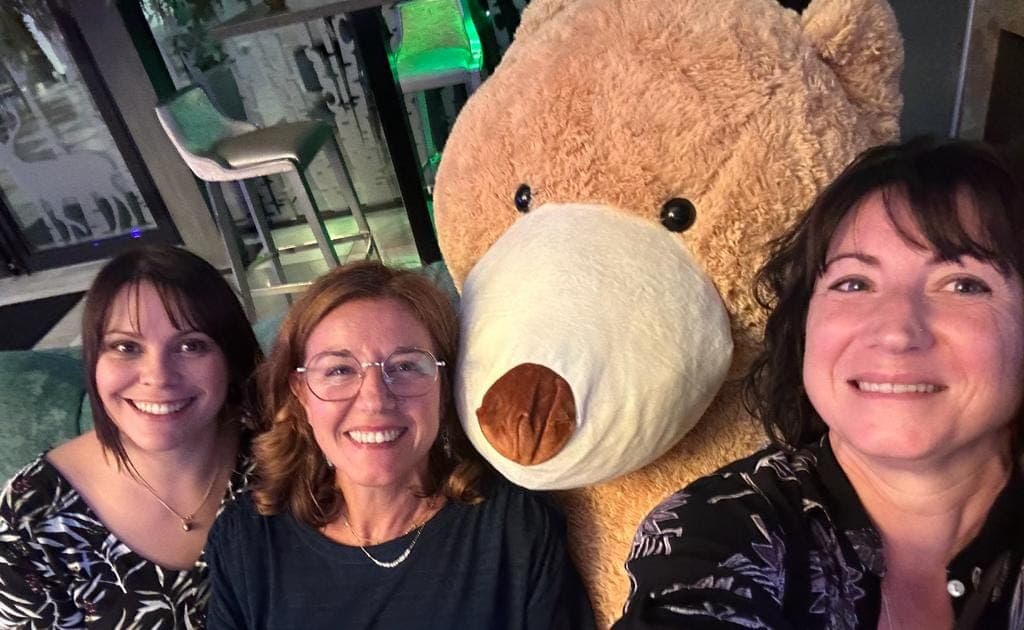 L'équipe de coiffeuses du salon La Beauté du Geste